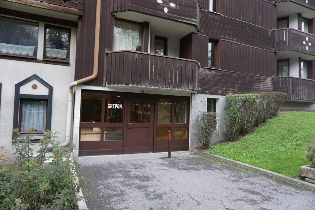 Appartement Studio Face au Mont-Blanc à Chamonix Extérieur photo